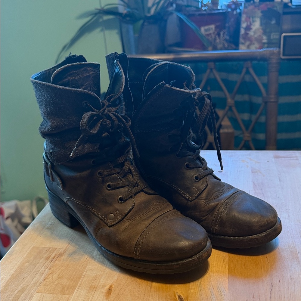 Taos Footwear Dark Brown Combat Boots